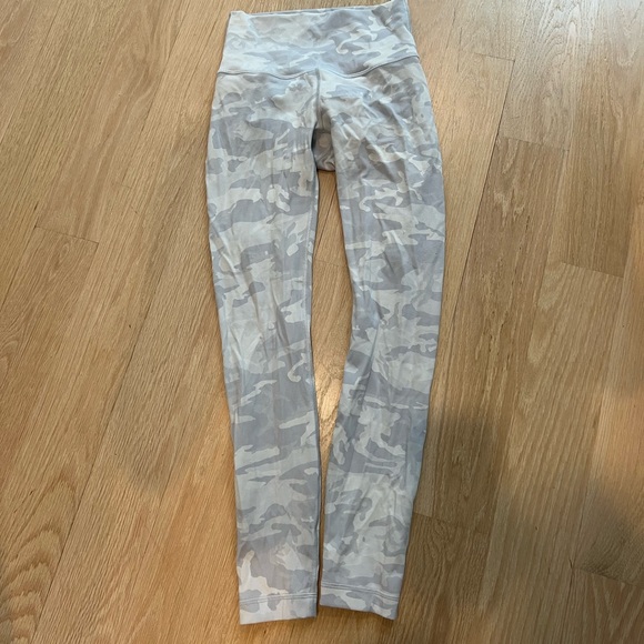 Lululemon leggings - Picture 1 of 1